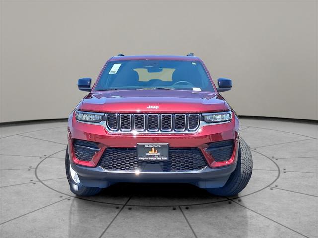 2025 Jeep Grand Cherokee GRAND CHEROKEE LAREDO 4X4