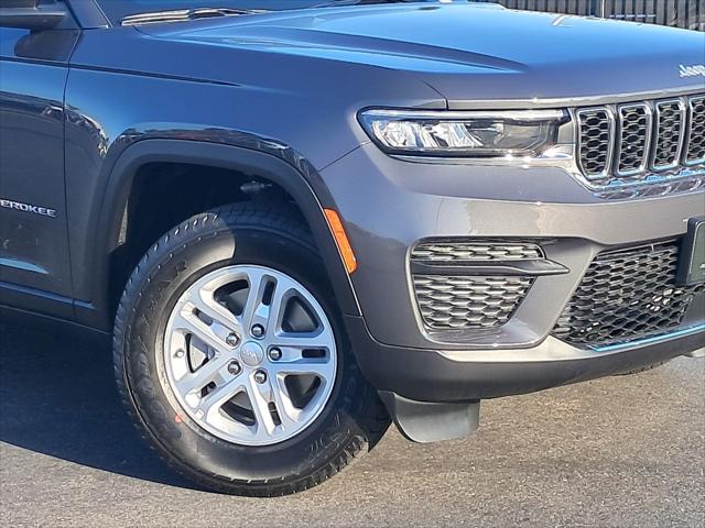 2025 Jeep Grand Cherokee GRAND CHEROKEE LAREDO 4X4