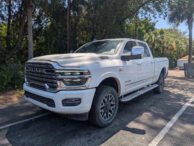 2025 RAM Ram 2500 RAM 2500 LIMITED CREW CAB 4X4 64 BOX