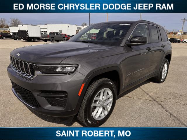 2025 Jeep Grand Cherokee GRAND CHEROKEE LAREDO X 4X4
