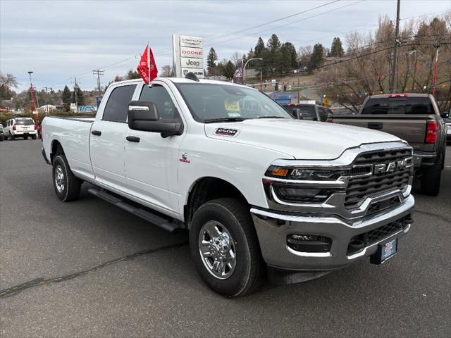 2025 RAM Ram 2500 RAM 2500 TRADESMAN CREW CAB 4X4 8 BOX