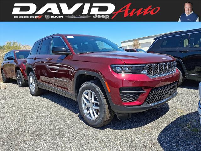 2025 Jeep Grand Cherokee GRAND CHEROKEE LAREDO X 4X4