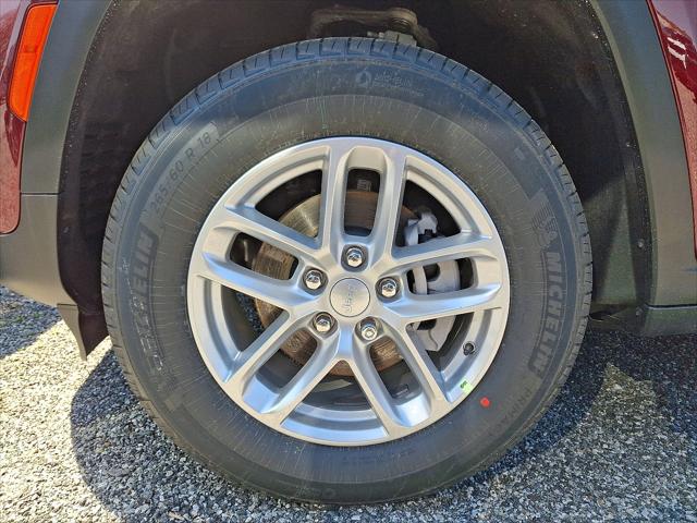 2025 Jeep Grand Cherokee GRAND CHEROKEE LAREDO X 4X4