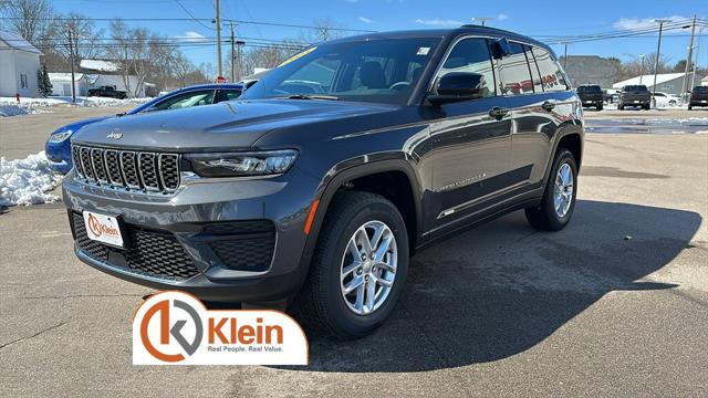 2025 Jeep Grand Cherokee GRAND CHEROKEE LAREDO X 4X4