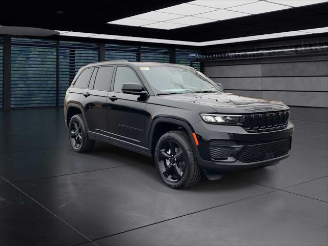 2025 Jeep Grand Cherokee GRAND CHEROKEE ALTITUDE X 4X4