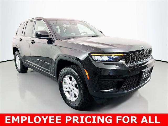 2025 Jeep Grand Cherokee GRAND CHEROKEE LAREDO 4X4