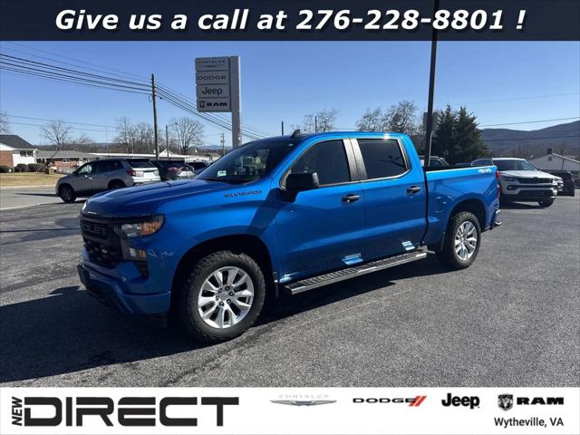 2023 Chevrolet Silverado 1500 4WD Crew Cab Short Bed Custom