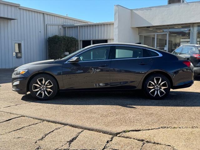2023 Chevrolet Malibu FWD RS