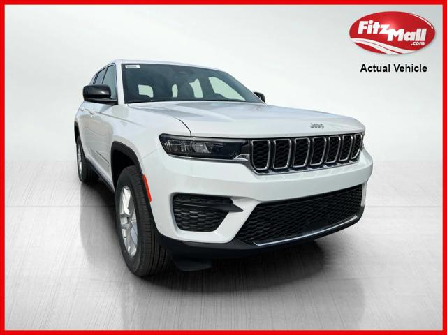 2025 Jeep Grand Cherokee GRAND CHEROKEE LAREDO X 4X4