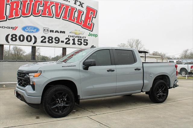 2025 Chevrolet Silverado 1500 4WD Crew Cab Short Bed Custom