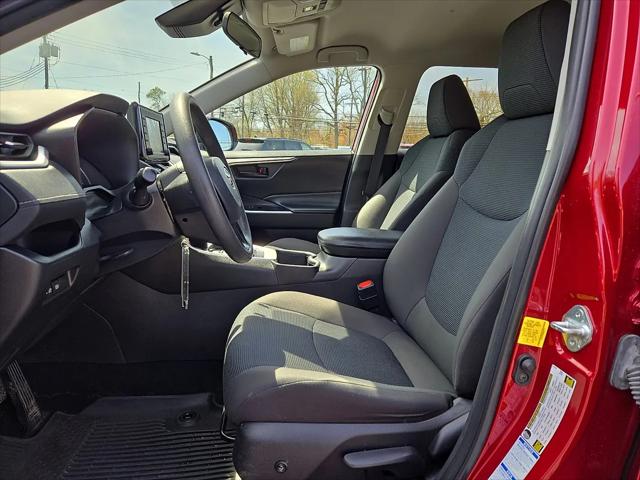 2022 Toyota RAV4 LE