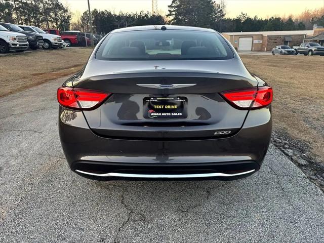 2015 Chrysler 200 Limited