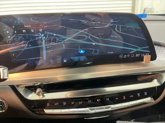 2025 Cadillac iQ Luxury 1 RWD
