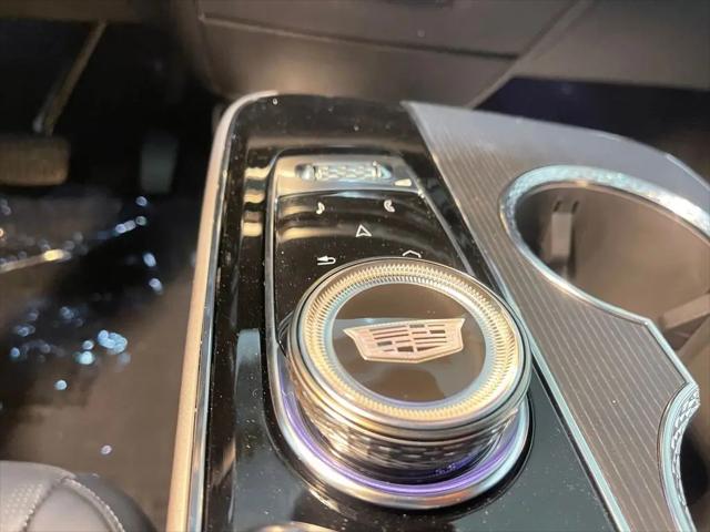2025 Cadillac iQ Luxury 1 RWD