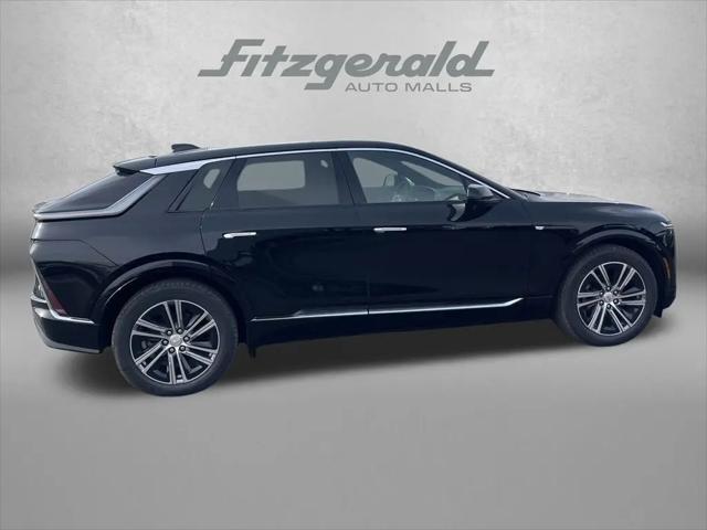 2025 Cadillac iQ Luxury 1 RWD