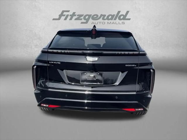 2025 Cadillac iQ Luxury 1 RWD