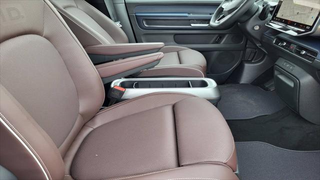 2025 Volkswagen ID. Buzz Pro S