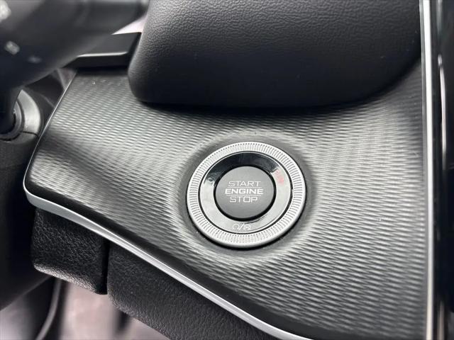 2023 Jeep Grand Cherokee Laredo 4x2