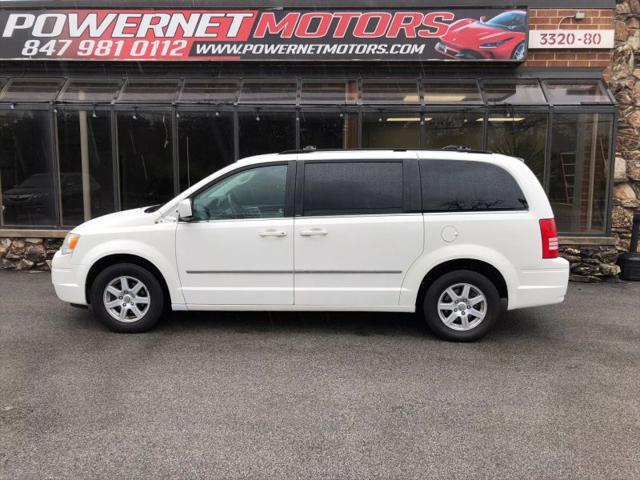 2010 Chrysler Town & Country Touring