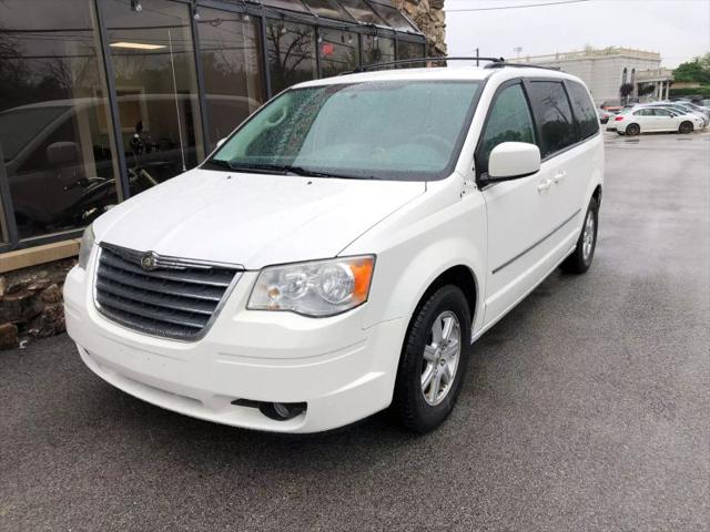 2010 Chrysler Town & Country Touring