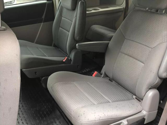 2010 Chrysler Town & Country Touring