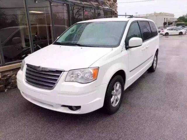 2010 Chrysler Town & Country Touring