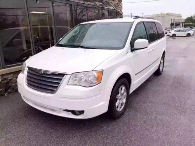 2010 Chrysler Town & Country Touring
