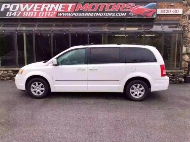 2010 Chrysler Town & Country Touring