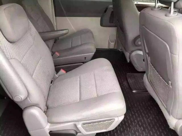 2010 Chrysler Town & Country Touring