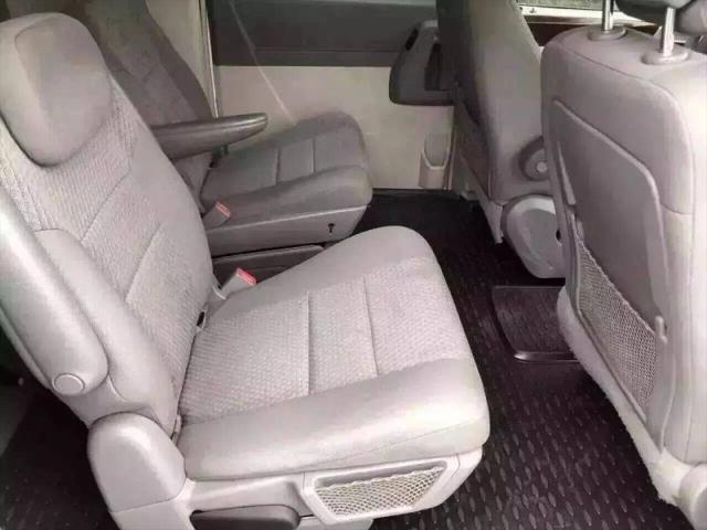 2010 Chrysler Town & Country Touring
