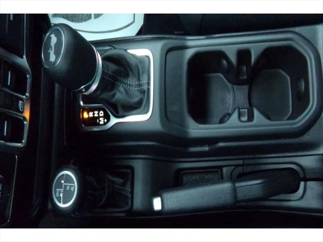 2025 Jeep Wrangler 4-Door Summit 4x4