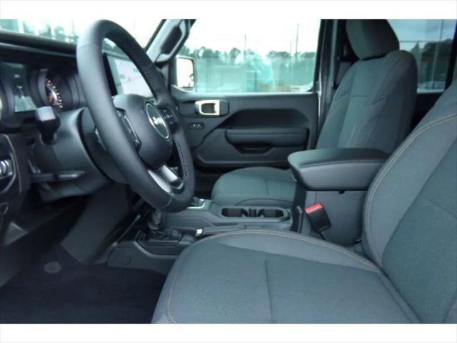 2025 Jeep Wrangler 4-Door Summit 4x4