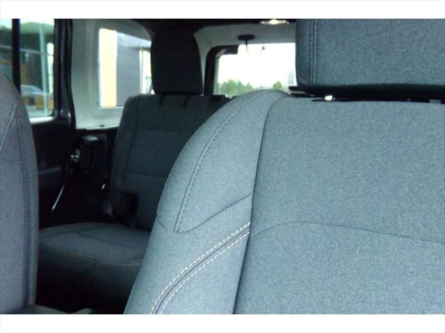 2025 Jeep Wrangler 4-Door Summit 4x4