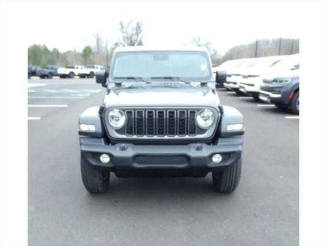 2025 Jeep Wrangler 4-Door Summit 4x4