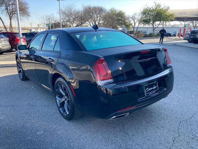 2023 Chrysler 300 300S
