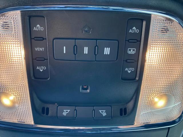 2023 Chrysler 300 300S