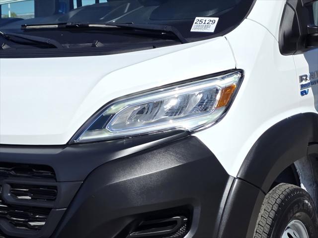 2025 Ram ProMaster Step Van Super High Roof 159" WB EXT
