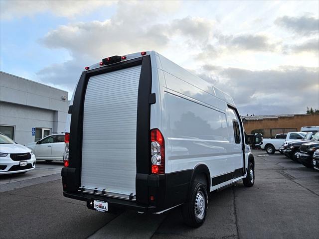 2025 Ram ProMaster Step Van Super High Roof 159" WB EXT