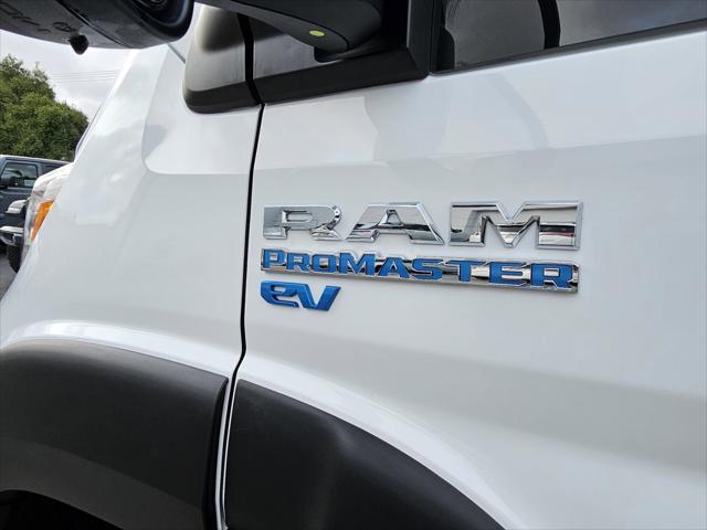 2025 Ram ProMaster Step Van Super High Roof 159" WB EXT