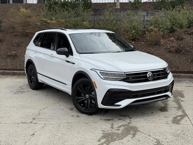 2023 Volkswagen Tiguan 2.0T SE R-Line Black