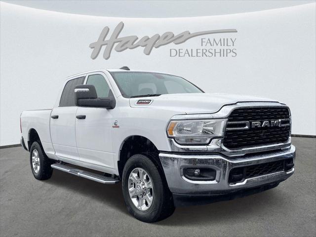 2023 RAM 2500 Big Horn Crew Cab 4x4 64 Box