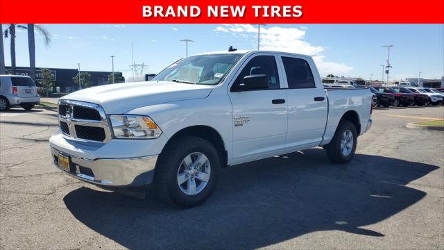2023 RAM 1500 Classic SLT Crew Cab 4x4 57 Box
