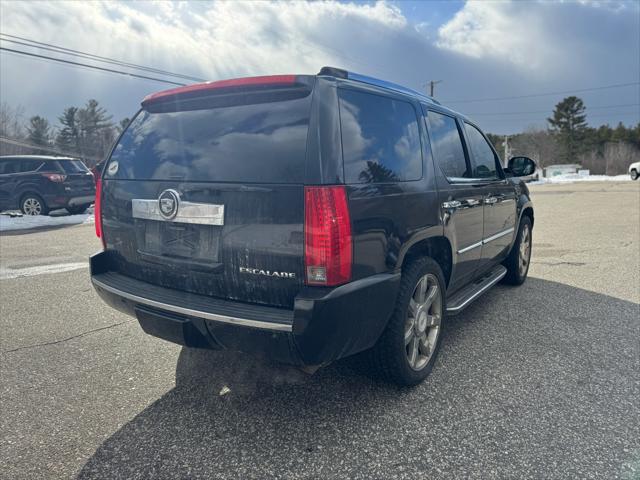 2010 Cadillac Escalade Luxury