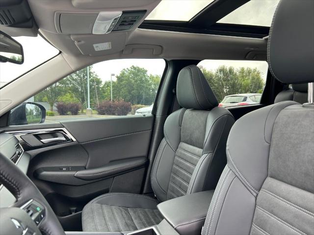 2025 Mitsubishi Outlander PHEV SE S-AWC