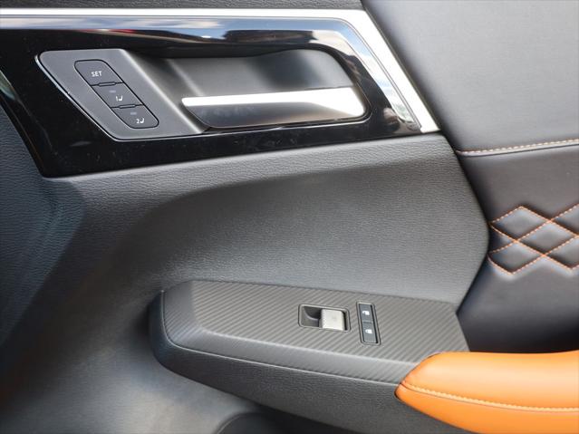 2025 Mitsubishi Outlander PHEV SEL S-AWC