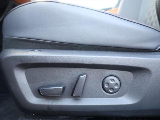 2025 Mitsubishi Outlander PHEV SEL S-AWC