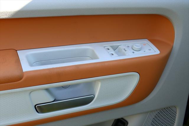 2025 Volkswagen ID. Buzz 1st Edition with 4MOTION