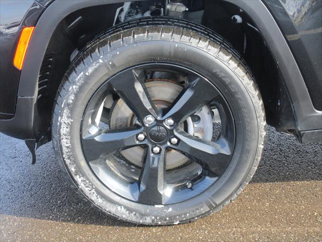 2023 Jeep Grand Cherokee L Altitude 4x4