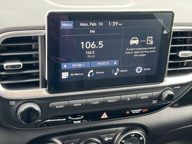 2025 Hyundai Venue SE
