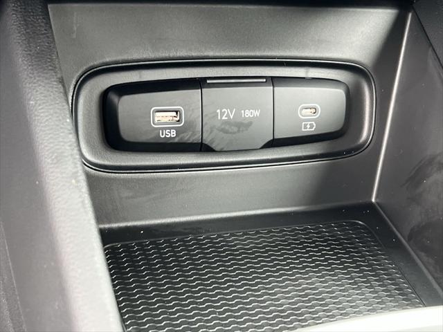 2025 Hyundai Venue SE